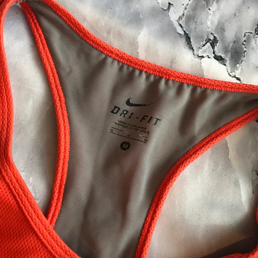 Nike dry fit orange top - Picture 3 of 4